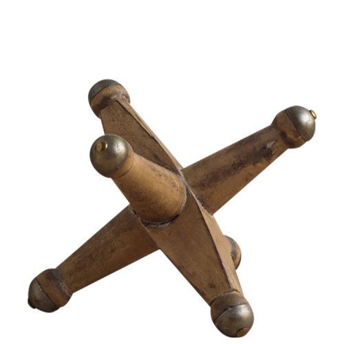57709 - Jacto (Small) 9L x 9W Brown Wooden Jack